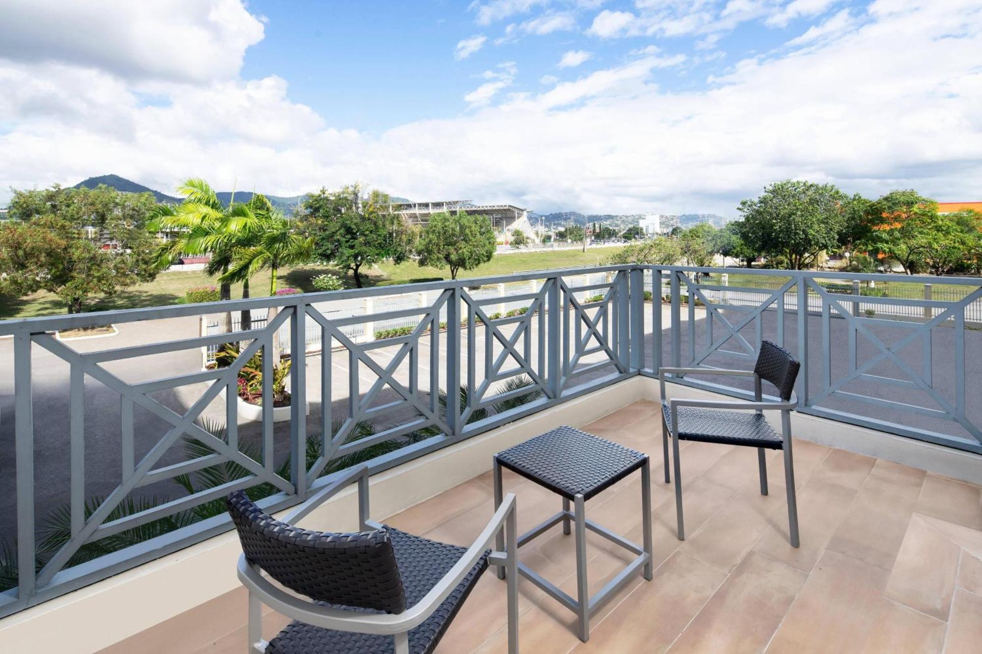 Courtyard By Marriott Port Of Spain Exterior photo